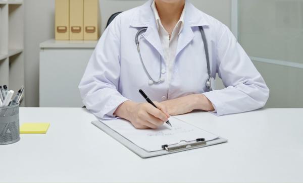 médecin
